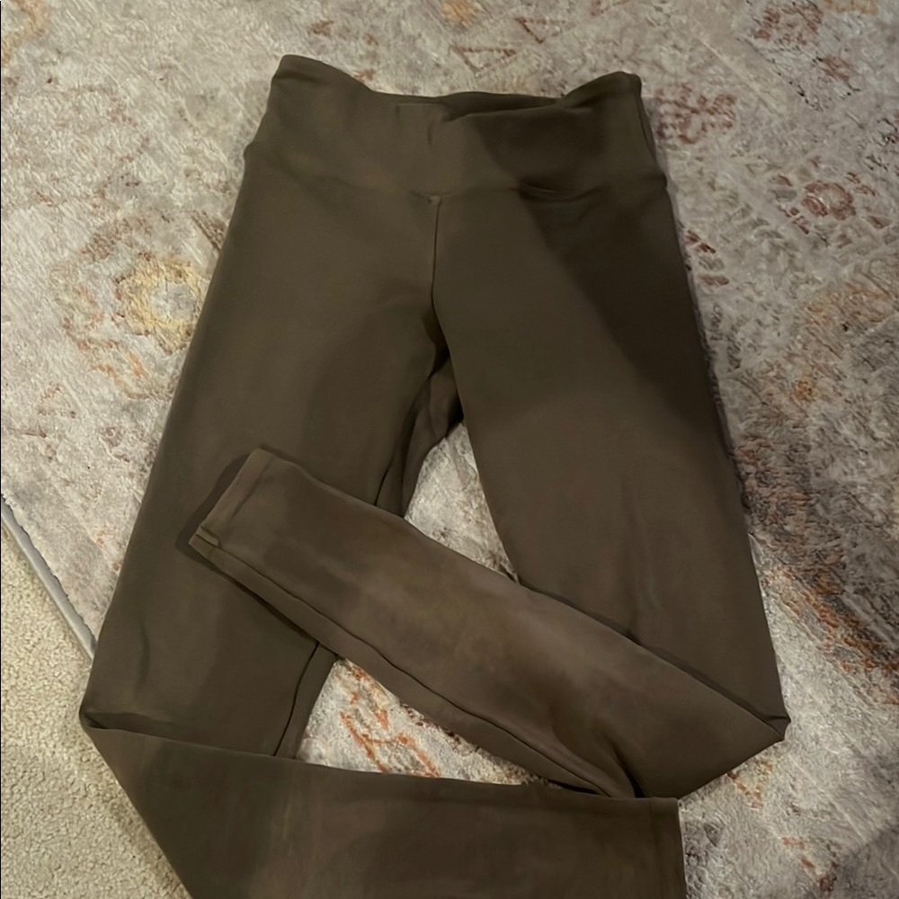 SKIMS Olive High-Waist Leggings
